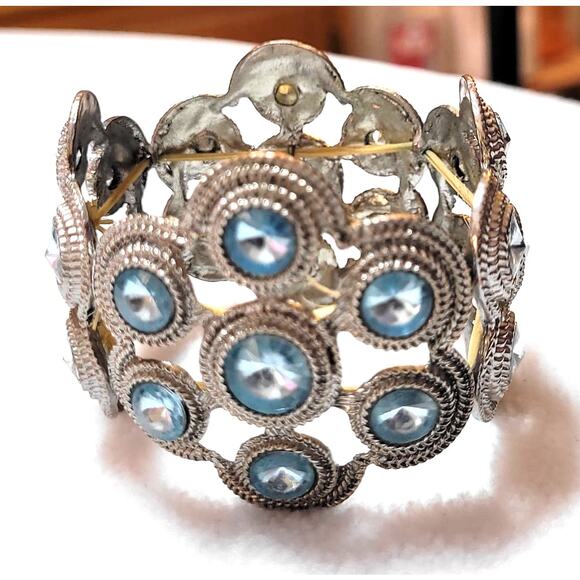 Blue Rivoli Crystal Stretch Silvertone Statement Bracelet Victorian Goth Fairy - Picture 4 of 5